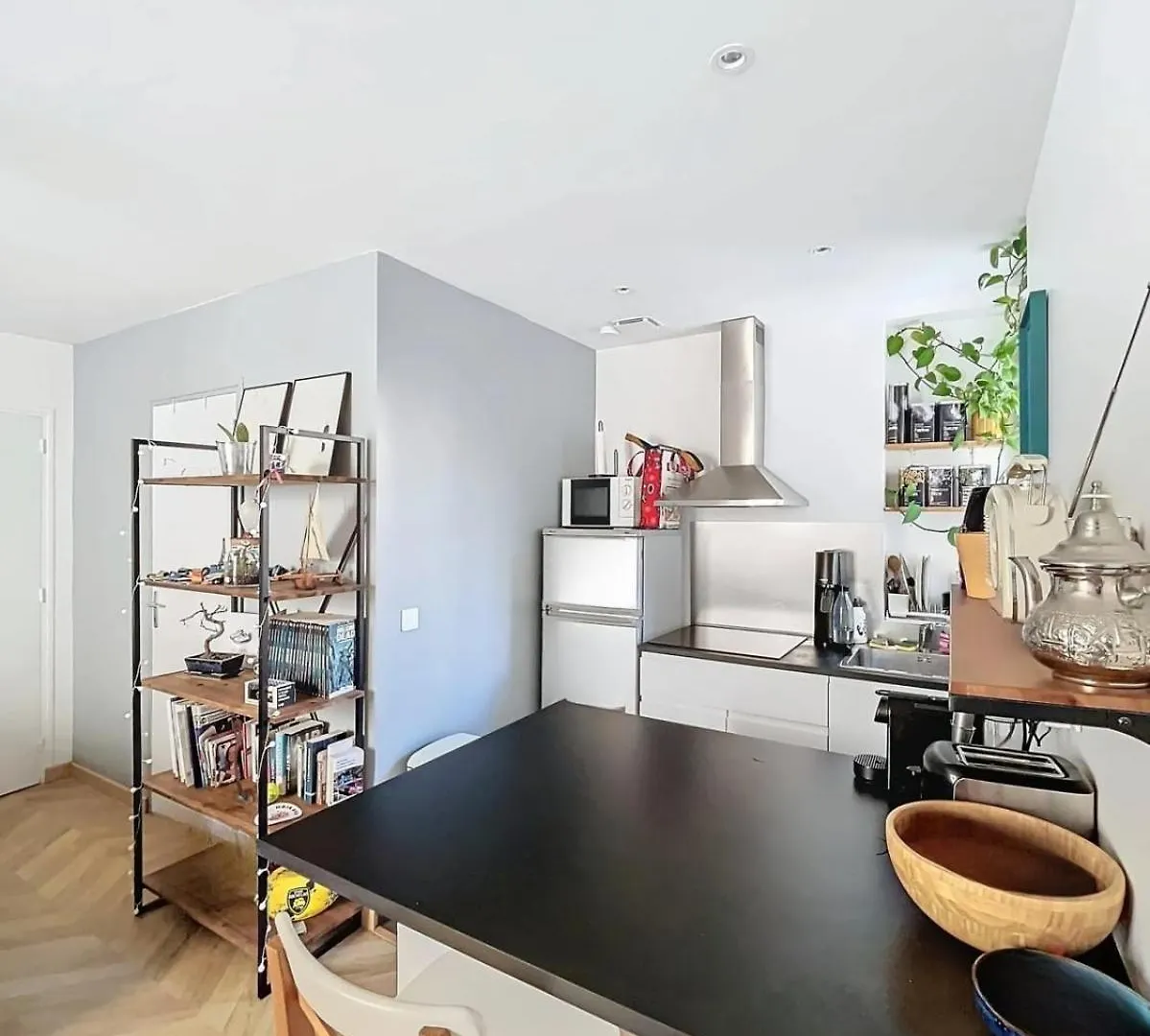 Charming 2-Room Paris Getaway Near Le Marais