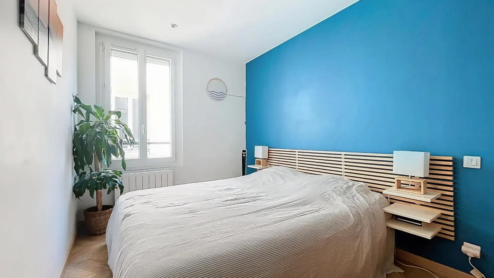 Charming 2-Room Paris Getaway Near Le Marais 0*,