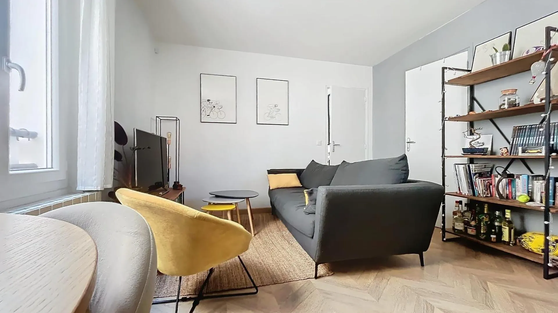 Charming 2-Room Paris Getaway Near Le Marais
